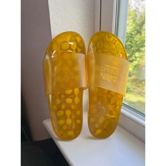 Coach Ulyssa Jelly Slide Sandals in Buttercup Yellow Women’s Size 8 - Picture 3 of 11